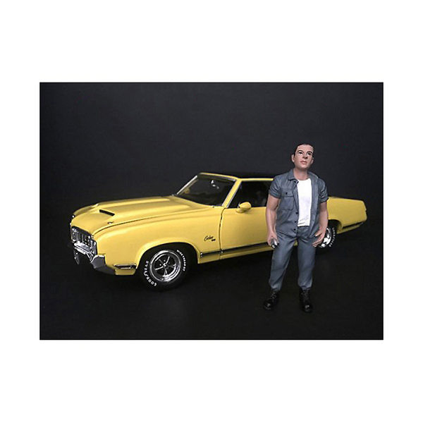 American Diorama Beto 1/24 Scale Figurine - "Hanging Out II"
