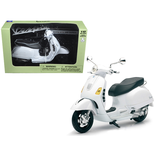 New Ray Vespa GTS 300 Super White 1/12 Scale Scooter